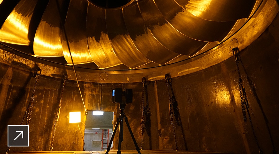 The Autodesk team also scanned inside the generator case in the spaces where turbines move water through the dam.